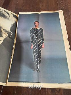 1976 David Bowie ISOLAR concert tour photo newspaper program & TICKET STUB