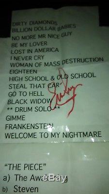 Concert set list alice cooper august 2005 with autograph, And signed ticket stub