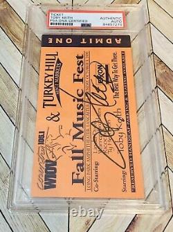 TOBY KEITH Autographed Signed VINTAGE 1999 Concert Ticket Stub PSA/DNA Slab