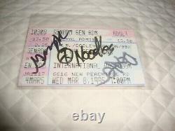 The offspring 1995 concert ticket stub Signed