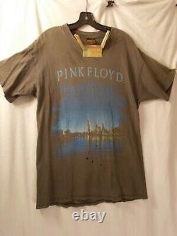 Vintage 1994 PINK FLOYD Concert T-Shirt, with show ticket stub size Large